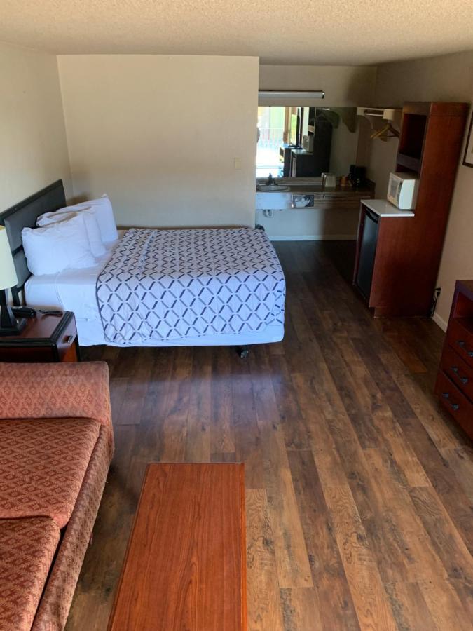 Smokey Point Motor Inn Arlington Ngoại thất bức ảnh