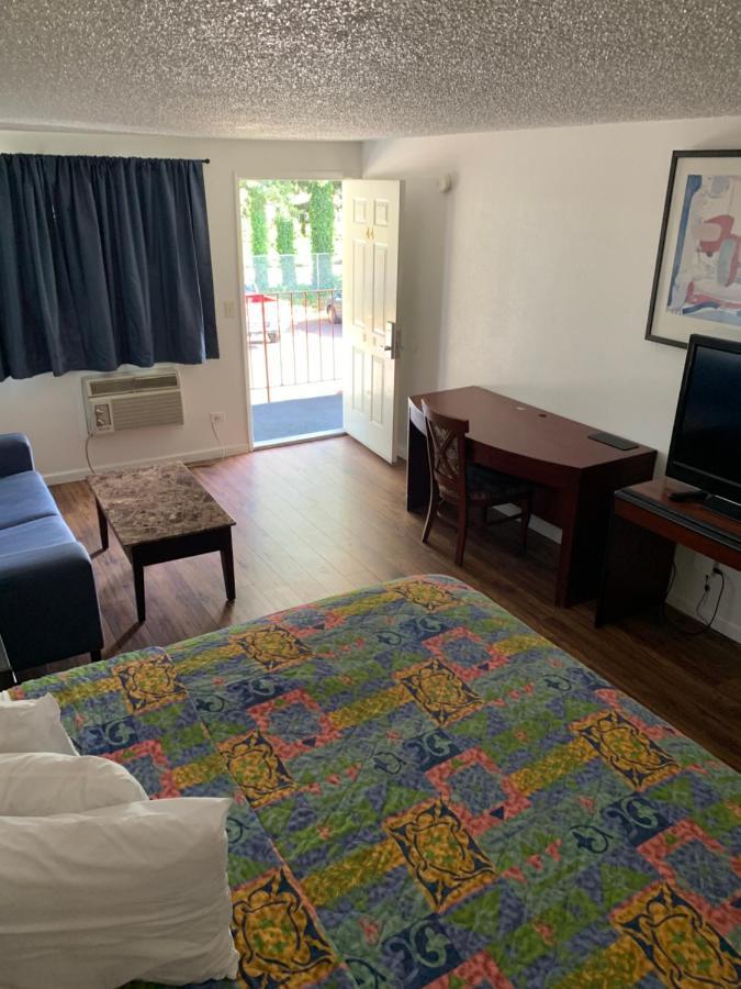 Smokey Point Motor Inn Arlington Ngoại thất bức ảnh